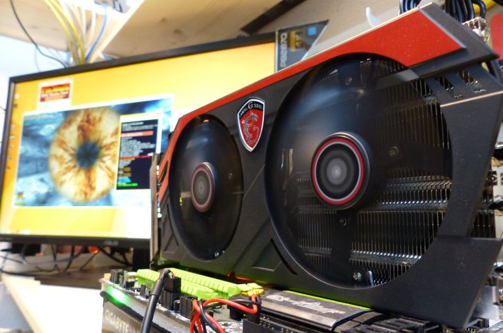 MSI Radeon R9 290X Gaming 4G - FurMark stress test