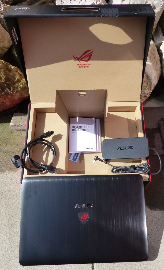 ASUS G551JW gaming notebook