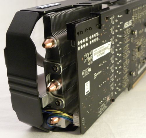 ASUS Radeon HD 6950 DirectCU II, heatpipes