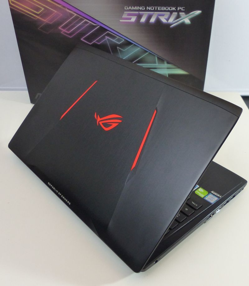 ASUS ROG Strix GL553VD Gaming Notebook