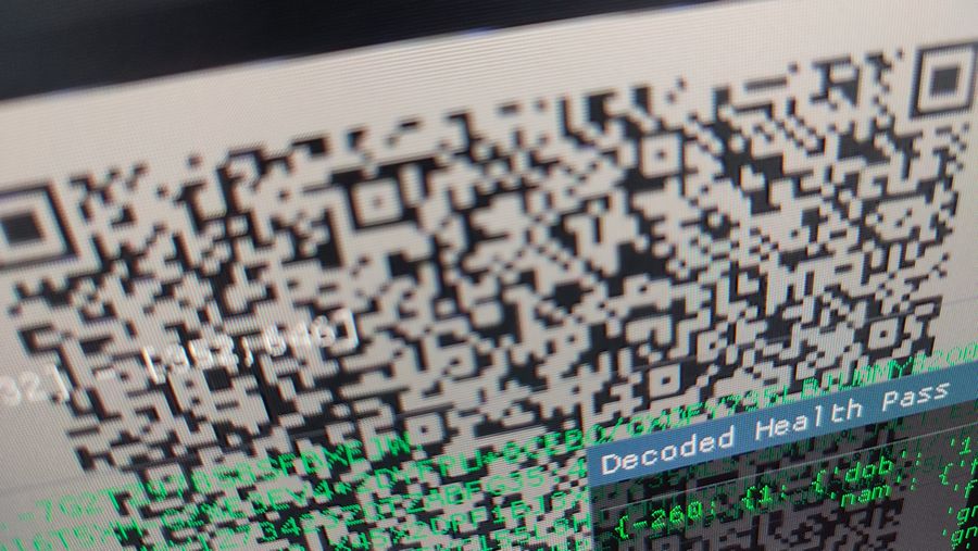 GeeXLab - Health Pass / Covid-19 vaccine certificate QR Code Reader in Python 3