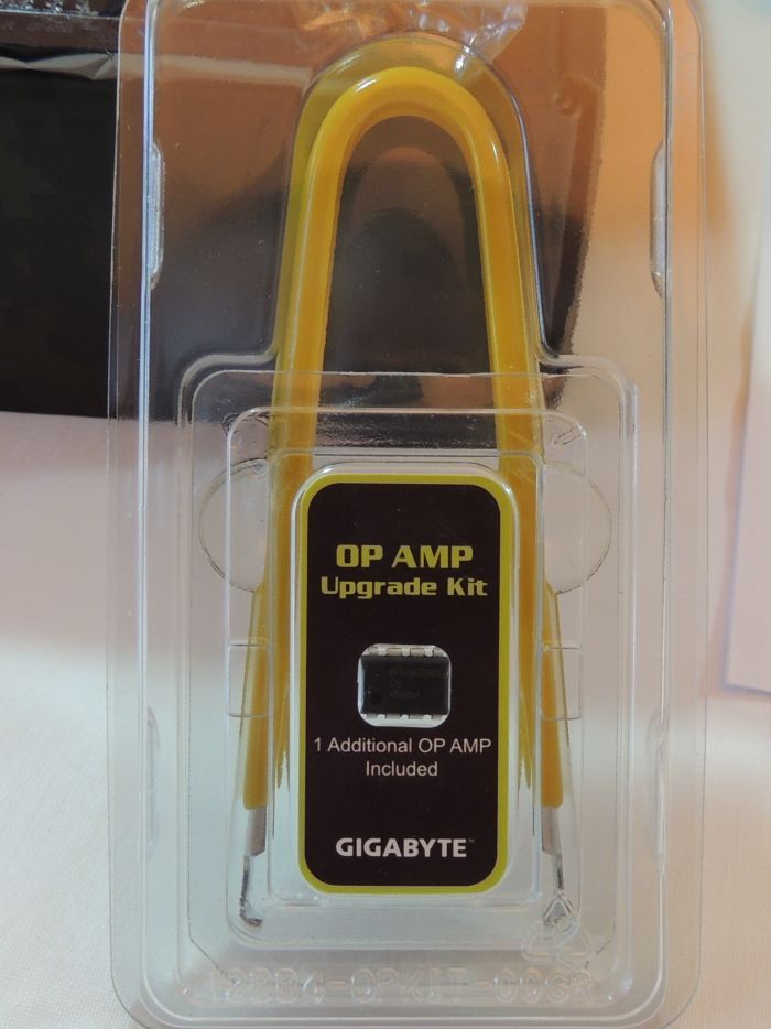 Gigabyte G1.Sniper M5 Z87 Motherboard Unboxing