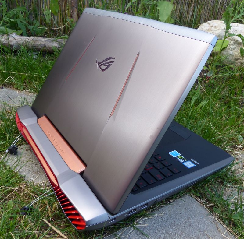 ASUS ROG G752VY Gaming Laptop Review (GTX 980M)