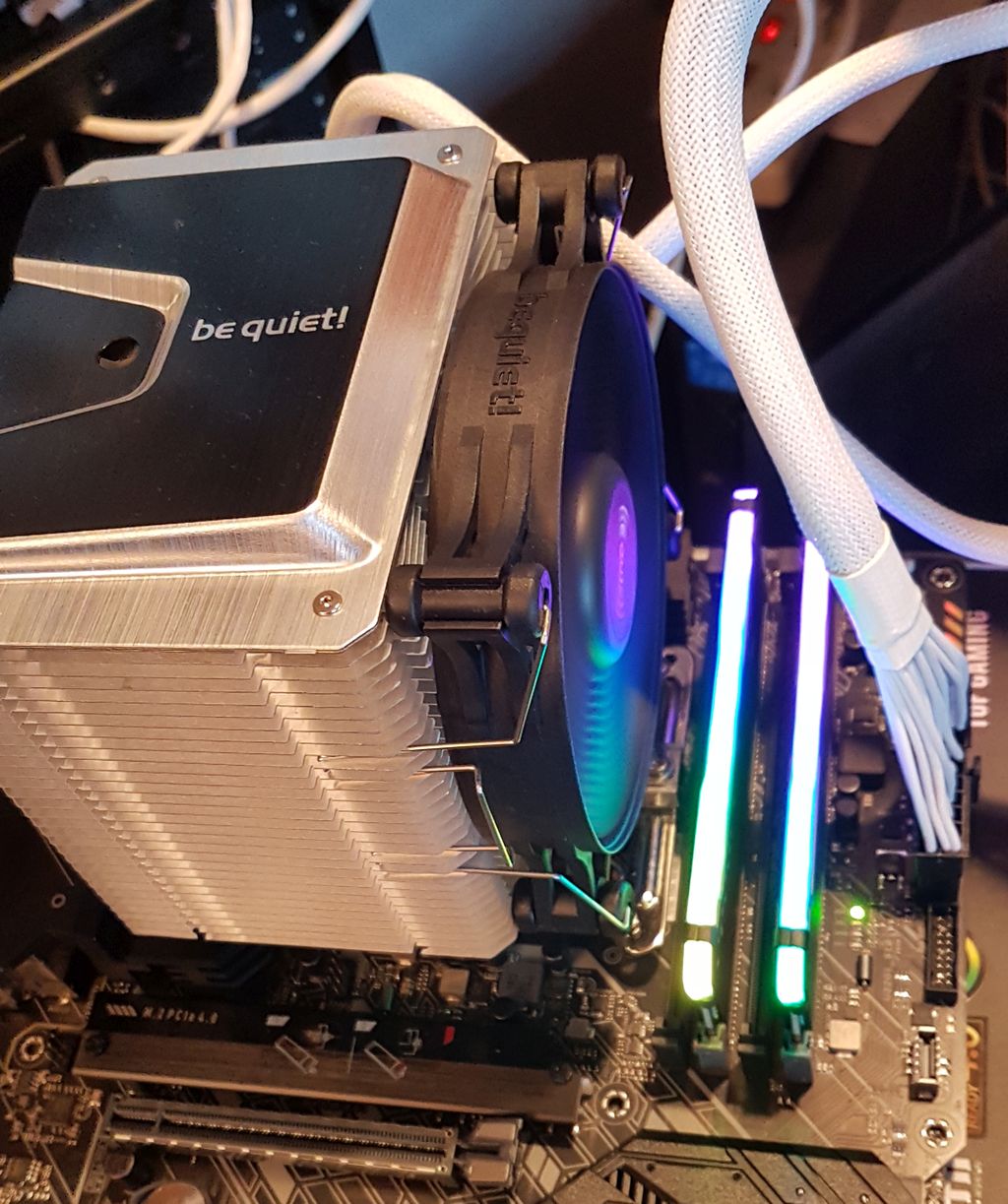 Powering the Intel Core i5-11600K testbed