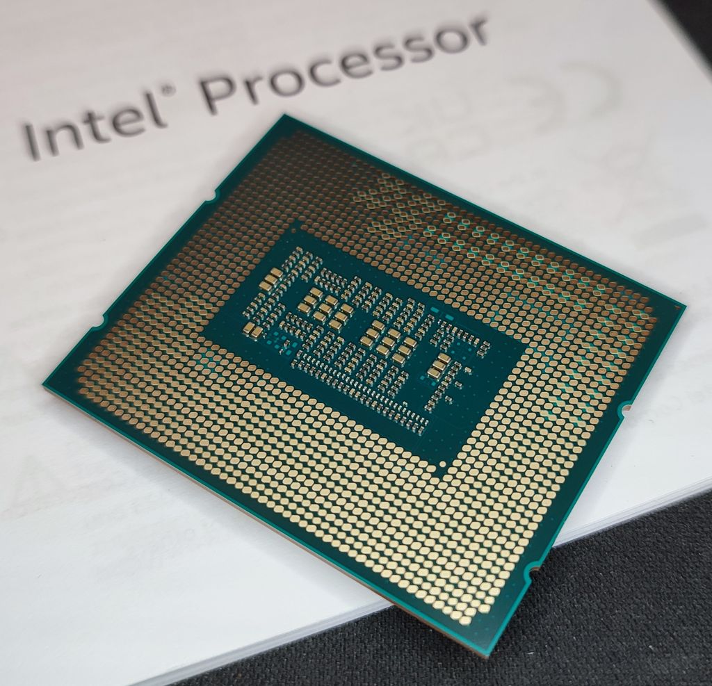 Intel Core i5-12600K