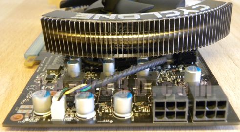 MSI N460GTX power connectors
