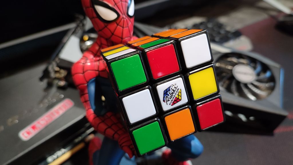 (Video Game) QB: Rubik's Cube Simulator made with GeeXLab