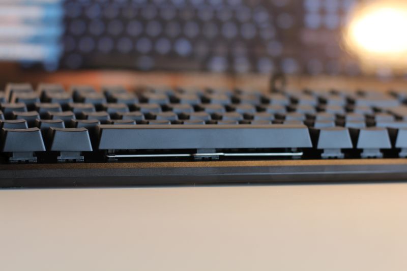 Roccat Suora: Frameless Mechanical Gaming Keyboard