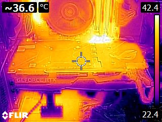 ASUS ROG Strix GeForce RTX 2080 OC Edition 8GB GDDR6 - Thermal imaging - idle