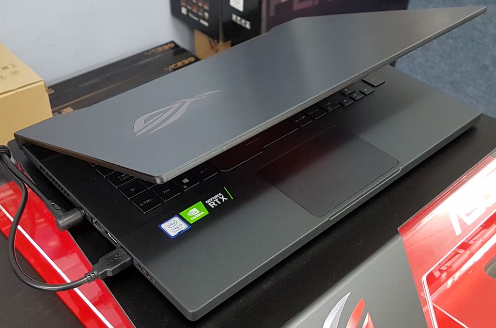 ASUS ROG Zephyrus S GX502GW Gaming Notebook