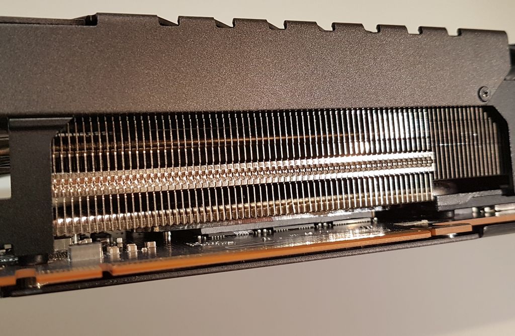 ASUS TUF GAMING Radeon RX 6800 XT OC 16GB
