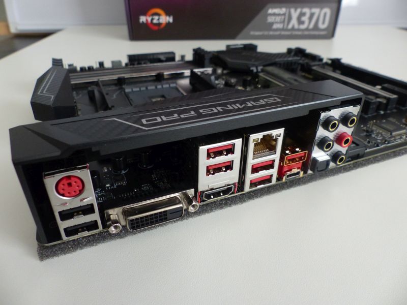 MSI X370 Gaming Pro Carbon Motherboard